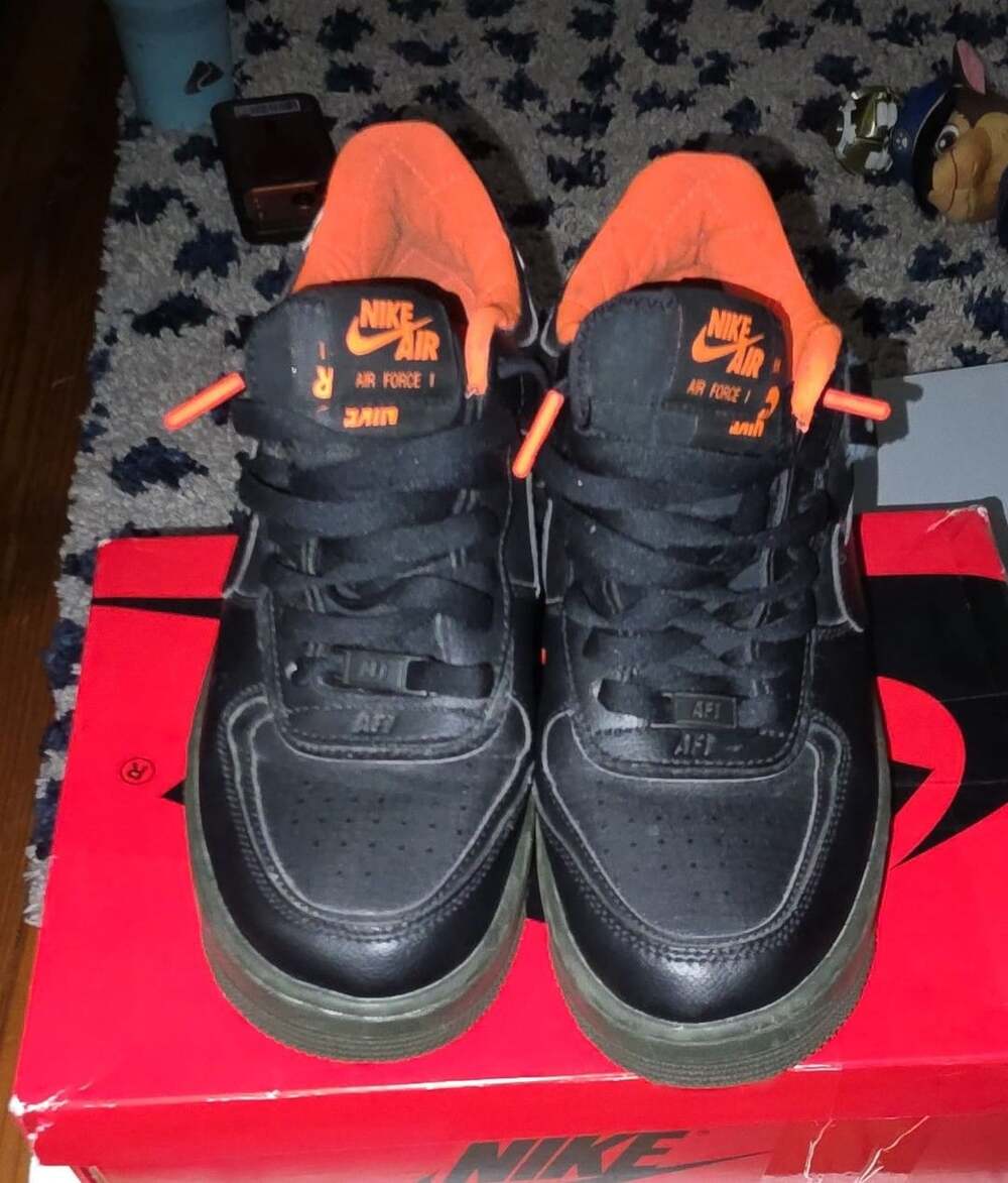 Nike Air Force 1 Shadow SE Size 8.5 Black Hyper Crimson